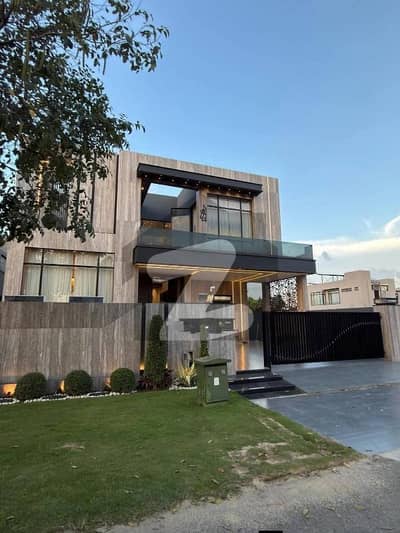 1 KANAL ULTRA MODERN HOUSE FOR RENT FULLY FURNISHED
