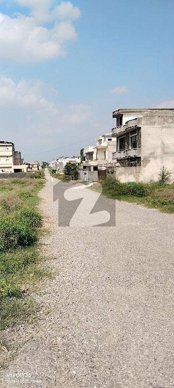 G14/2 proper corner possession plot for Sale size 30*60