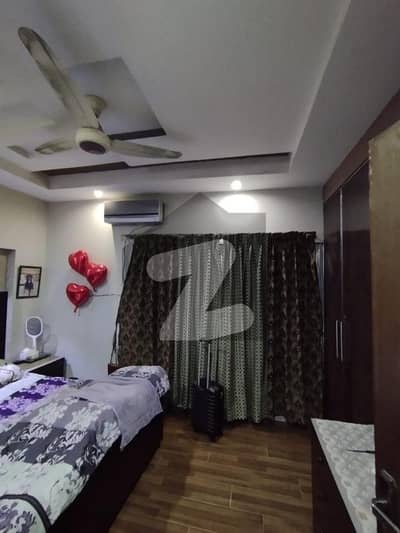3 Marla Tile Floor Ground Floor Portion For Rent Near College Road