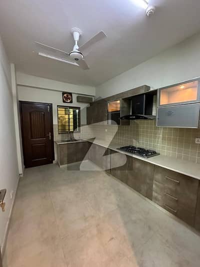 3 Bed Room Apartments For Sale in Askari 11 Lahore