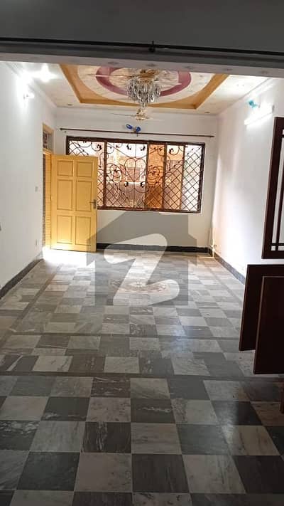 Size 30x60 Ground Portion For Rent In G-13