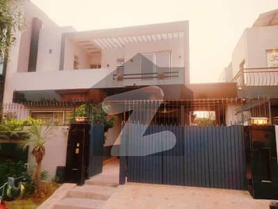 10 Marla Modern House For Rent in Dha Phase 4