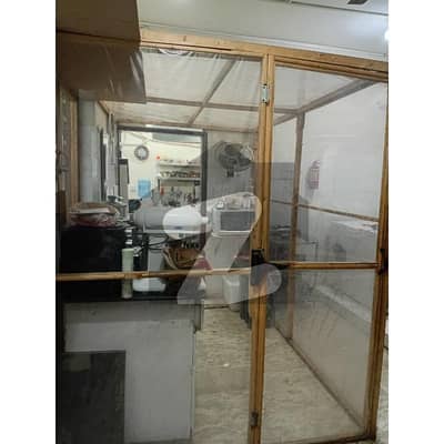 Commercial Space Available For Rent 3 Bed Lounch