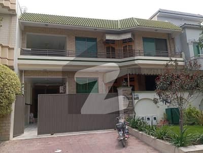 آئی ۔ 8/3 آئی ۔ 8,اسلام آباد میں 3 کمروں کا 12 مرلہ زیریں پورشن 1.7 لاکھ میں کرایہ پر دستیاب ہے۔