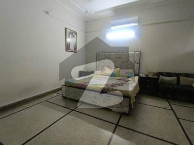 MIAN BROTHERS OFFER DEFENCE PHASE 3 5 MARLA MAINTAINED HOUSE AT TOP LOCATION FOR SALE ALMOST FINAL 2,80,00,000/-