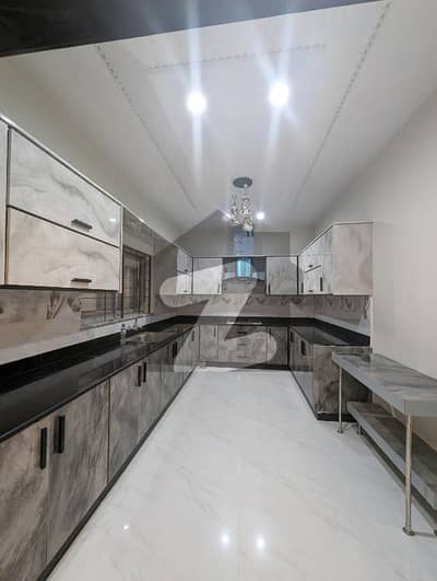 10 Marla brand new house available for rent in DHA 3 sector B