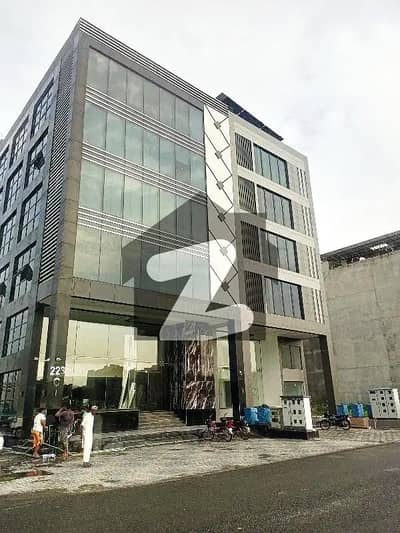 ڈی ایچ اے فیز 6 - سی سی اے بلاک ڈی ایچ اے فیز 6,ڈیفنس (ڈی ایچ اے),لاہور میں 8 مرلہ کمرشل پلاٹ 17.5 کروڑ میں برائے فروخت۔