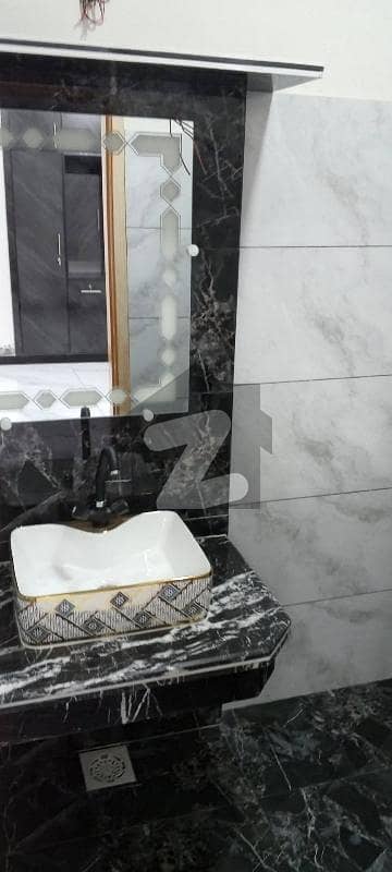 ground plus 2 fully renovated brand new condition available for sale