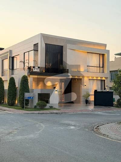 10 MARLA FULLY FURNISHED MODERN HOUSE FOR SALE DHA PHASE 7 T BLOCK  YOUR DREAM ADDRESS