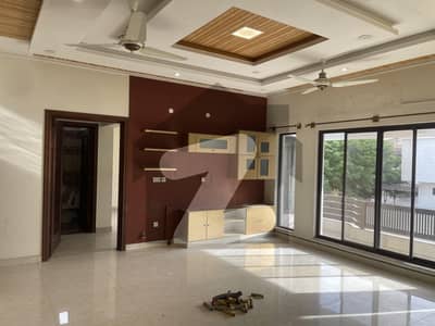 Brand New independent upper portion 4bed 4bath 2carr parking Vip location