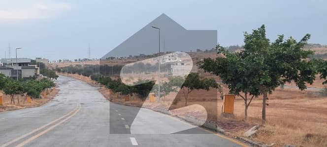 SOLID LAND PLOT NEAR TO MAIN ROAD FOR SALE