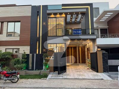 5 Marla Brand New Luxury Modern House For Sale Bahria Town Lahore