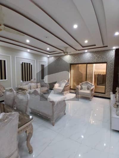 1 kanal Just Like Brand New Upper Portion For Rent (Original Pic's Attached)