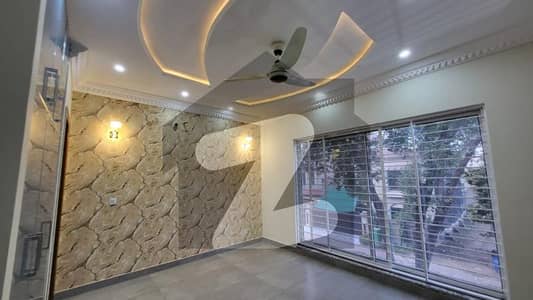 10 Marla Residential House For Sale In Jasmine Block, Nearby Commercial Market, School, Mosque and Health Care Catner