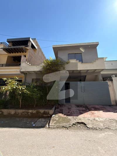 کورنگ ٹاؤن اسلام آباد میں 2 کمروں کا 6 مرلہ مکان 2.45 کروڑ میں برائے فروخت۔