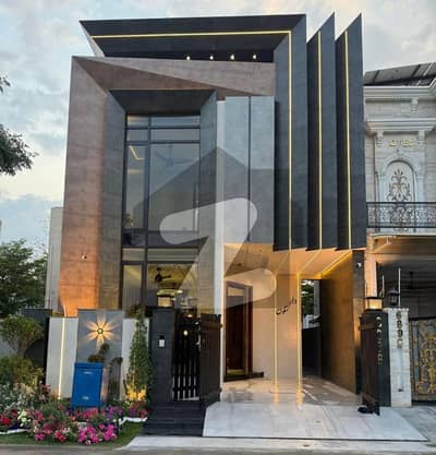 پارک ویو سٹی لاہور میں 4 کمروں کا 5 مرلہ مکان 1.9 کروڑ میں برائے فروخت۔