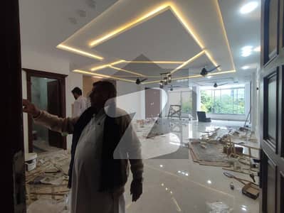 آئی ۔ 8 مرکز آئی ۔ 8,اسلام آباد میں 5 مرلہ Studio دفتر 3.0 لاکھ میں کرایہ پر دستیاب ہے۔