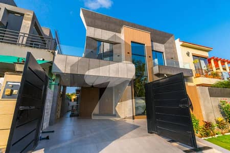 ڈی ایچ اے فیز 7 ڈیفنس (ڈی ایچ اے),لاہور میں 4 کمروں کا 10 مرلہ مکان 1.6 لاکھ میں کرایہ پر دستیاب ہے۔ ڈی ایچ اے فیز 7 ڈیفنس (ڈی ایچ اے),لاہور میں 4 کمروں کا 10 مرلہ مکان 1.6 لاکھ میں کرایہ پر دستیاب ہے۔