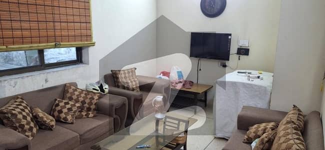 فیصل ٹاؤن ۔ بلاک سی فیصل ٹاؤن,لاہور میں 4 کمروں کا 7 مرلہ مکان 2.75 کروڑ میں برائے فروخت۔