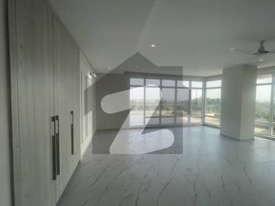 Of course! Heres the English version: DHA Phase 6, 3-Bedroom Luxury Apartment for Rent - Golf Facing, 18 Green Apartments