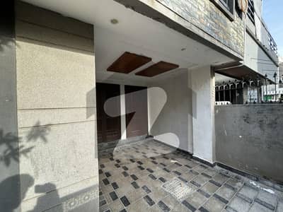 5 Marla Upper Portion For Rent In Paragon City