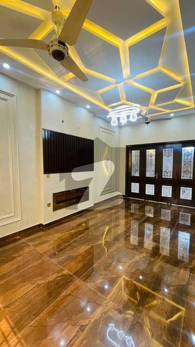 10 marla house for sale LDA Avenue1