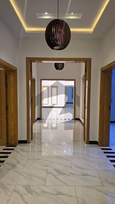 Multi Garden B17 Kanal Upper Portion Available For Rent