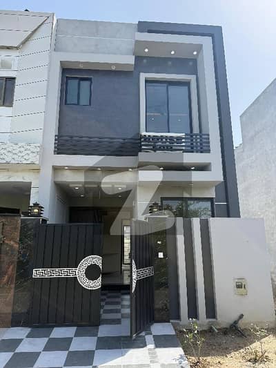 الکبیر ٹاؤن - فیز 2 الکبیر ٹاؤن,رائیونڈ روڈ,لاہور میں 3 کمروں کا 3 مرلہ مکان 1.25 کروڑ میں برائے فروخت۔