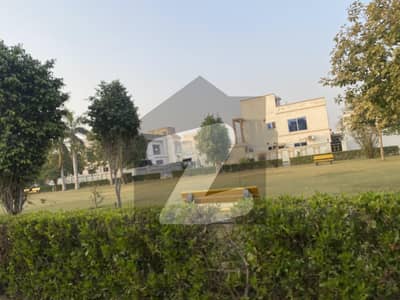 بحریہ نشیمن ۔ آئرس بحریہ نشیمن,لاہور میں 5 مرلہ رہائشی پلاٹ 56.0 لاکھ میں برائے فروخت۔