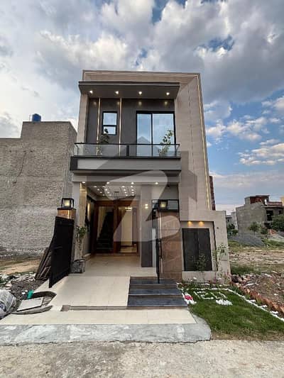 الکبیر ٹاؤن - فیز 2 الکبیر ٹاؤن,رائیونڈ روڈ,لاہور میں 4 کمروں کا 3 مرلہ مکان 1.5 کروڑ میں برائے فروخت۔