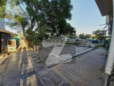 I-8 Markaz 816 Sqft Main Road Corner Shop for Resturent,Cafe,Brand with Big Open Dining Space For Rent