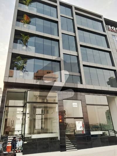 ڈی ایچ اے فیز 8 - کمرشل براڈوے ڈی ایچ اے فیز 8,ڈیفنس (ڈی ایچ اے),لاہور میں 8 مرلہ Studio عمارت 3.5 لاکھ میں کرایہ پر دستیاب ہے۔