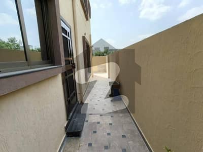 10 MARLA LIKE NEW HOUSE AVAILABLE FOR RENT IN SECTOR E BAHRIA TOWN LAHORE