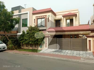 Luxury 10 Marla House for Sale in Sector C Iris Block 4 Bedrooms Double Kitchen Prime Location
