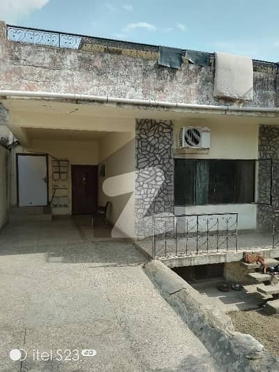 جی ۔ 9 اسلام آباد میں 3 کمروں کا 10 مرلہ زیریں پورشن 1.5 لاکھ میں کرایہ پر دستیاب ہے۔