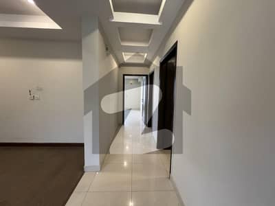 ایف ۔ 11 اسلام آباد میں 3 کمروں کا 12 مرلہ فلیٹ 1.7 لاکھ میں کرایہ پر دستیاب ہے۔