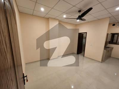 8.5 MARLA COMMERCIAL BUILDING FOR SALE 8.5 MARLA COMMERCIAL BUILDING FOR SALE