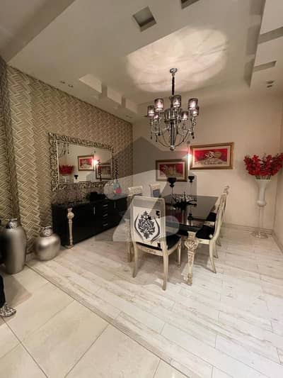 10 Marla fully furnished well maintained house available for sale