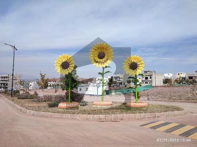 10Marla ideal location solid land plot with stunning hills view