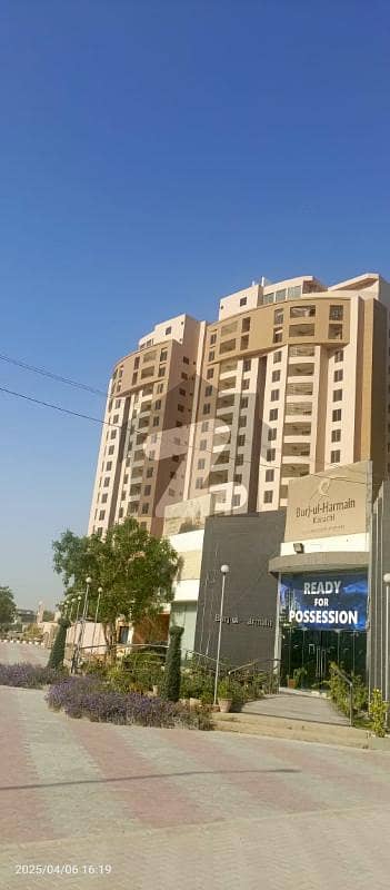 برج-ال-حرمین یونیورسٹی روڈ,کراچی میں 3 کمروں کا 7 مرلہ فلیٹ 70.0 ہزار میں کرایہ پر دستیاب ہے۔