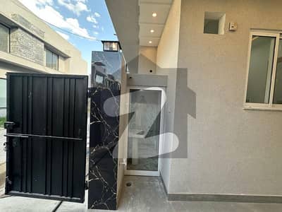 ایڈن ایگزیکیٹو ایڈن گارڈنز,فیصل آباد میں 3 کمروں کا 2 مرلہ مکان 1.2 کروڑ میں برائے فروخت۔