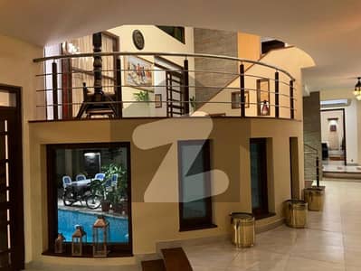 1000 yard bungalow For sale DHA phase 6