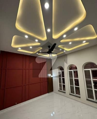 10 Marala House Available For Rent Like Brand New