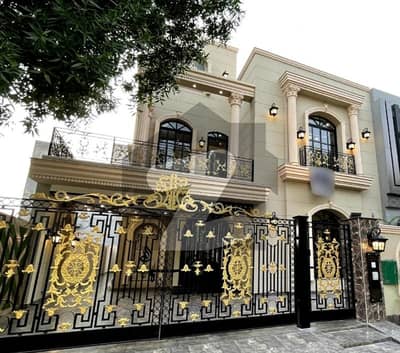 بحریہ ٹاؤن سیکٹر ای بحریہ ٹاؤن,لاہور میں 5 کمروں کا 10 مرلہ مکان 1.25 لاکھ میں کرایہ پر دستیاب ہے۔ بحریہ ٹاؤن سیکٹر ای بحریہ ٹاؤن,لاہور میں 5 کمروں کا 10 مرلہ مکان 1.25 لاکھ میں کرایہ پر دستیاب ہے۔