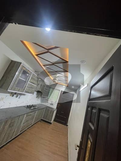 آئی ۔ 11 اسلام آباد میں 1 کمرے کا 4 مرلہ کمرہ 26.0 ہزار میں کرایہ پر دستیاب ہے۔