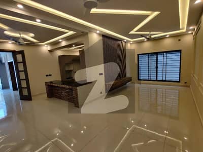 پی ایچ اے ایف آفیسرز ریزڈینسیا کوری روڈ,اسلام آباد میں 5 کمروں کا 1 کنال مکان 10.7 کروڑ میں برائے فروخت۔