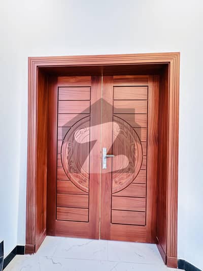 9 Marla Brand New Boulevard Category House Available For Sale Back Open