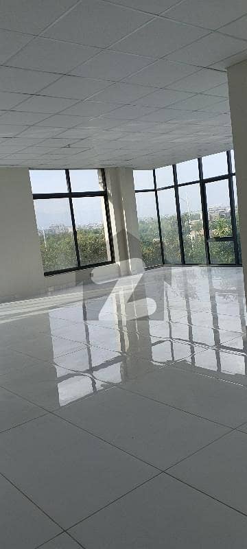 Office Space Available for Rent Prime Location