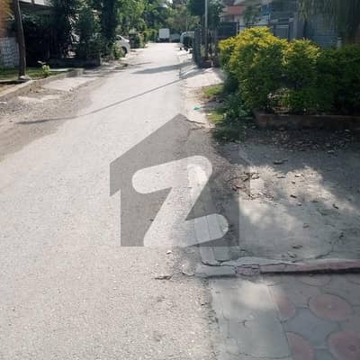 Want To Buy A House In G-9?