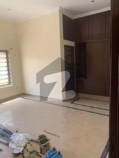 14 Marla Single Storey House For Rent